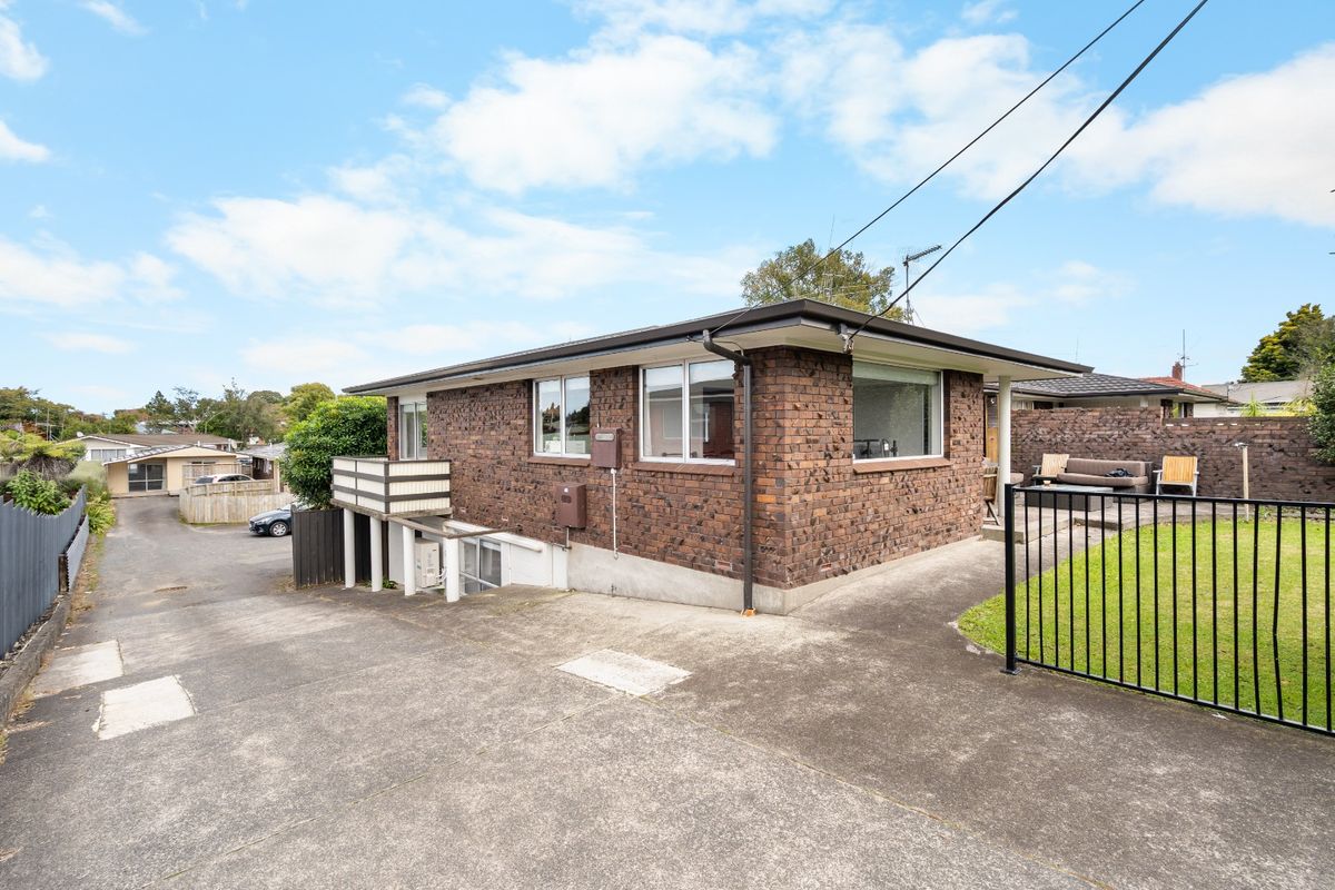 Spacious Living in Te Rapa, Beerescourt
