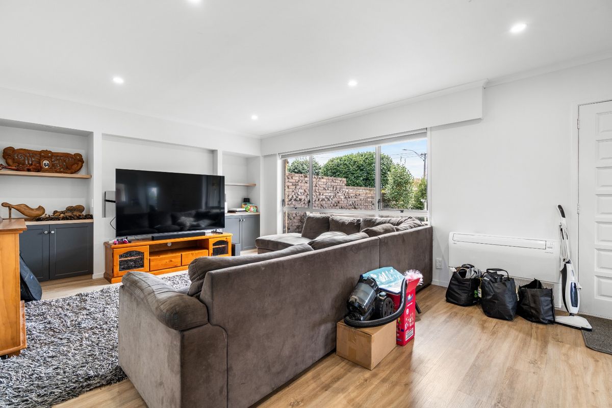 Spacious Living in Te Rapa - Widok 6