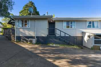 36 Sunline Ave, Massey