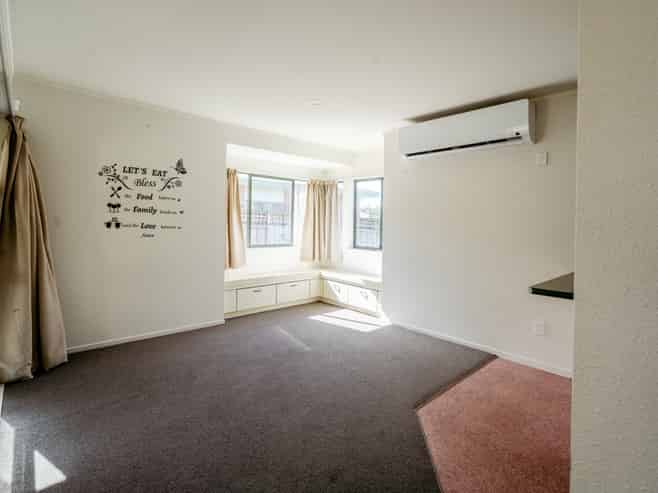 7 Edgewater Grove, Whakatane