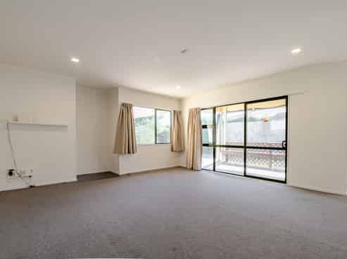 7 Edgewater Grove, Whakatane