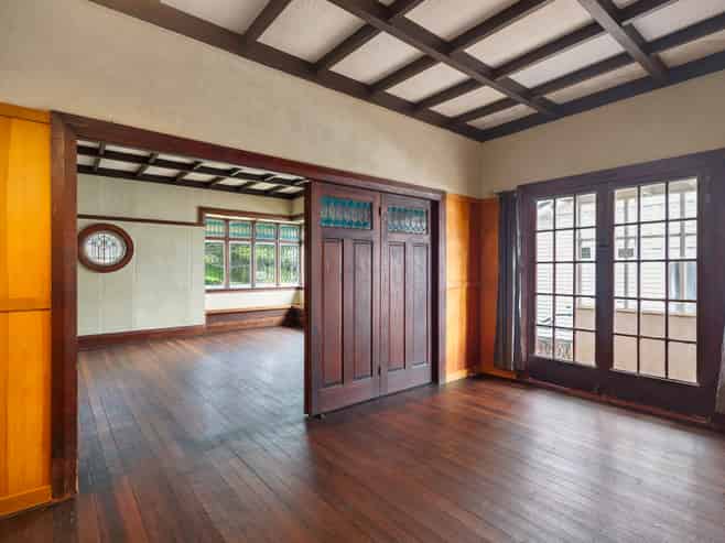 54 Lloyd Avenue, Mount Albert