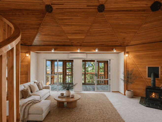 272 Sturges Road, Henderson