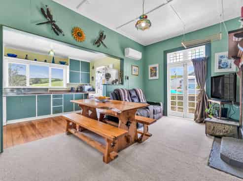 225 Bridge Street, Eltham