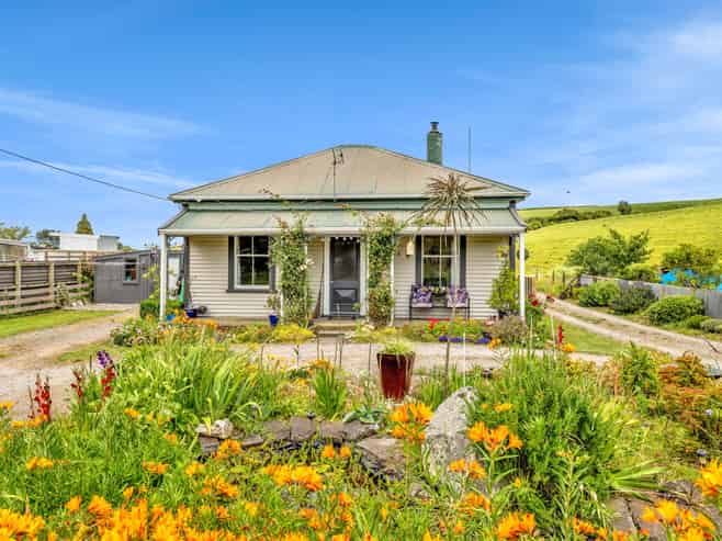 225 Bridge Street, Eltham