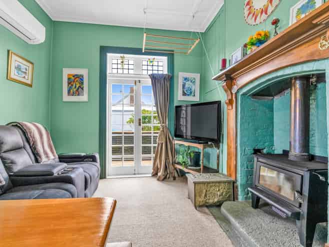 225 Bridge Street, Eltham