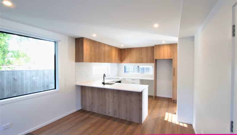 11 Edmund Anscombe Place, Caversham