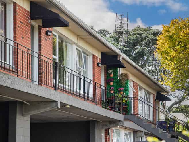 1-7/63E Owairaka Avenue, Mount Albert