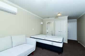 Room A/21A Park Terrace, Hamilton Central