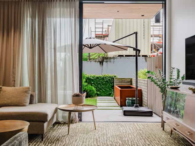 1/109 Clyde Street, Hamilton East