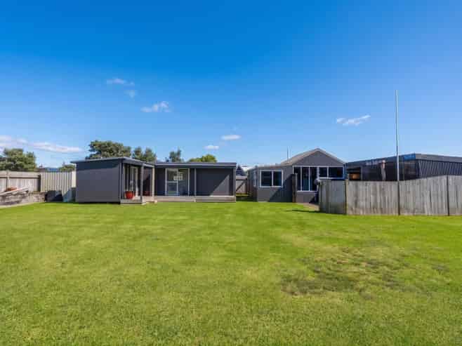 157 Harbour Drive, Matarangi