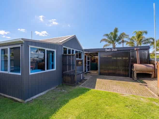 157 Harbour Drive, Matarangi
