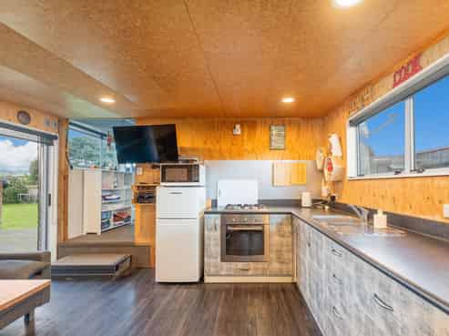 157 Harbour Drive, Matarangi