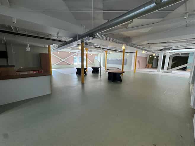 Large Character Floor