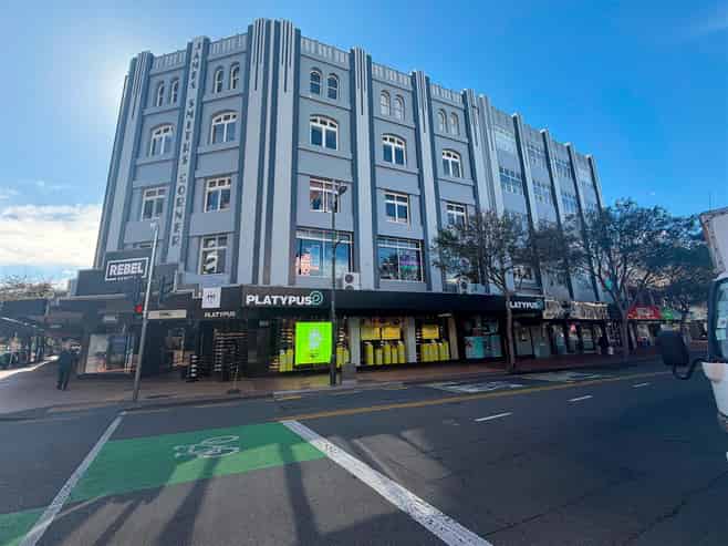 Large Character Floor