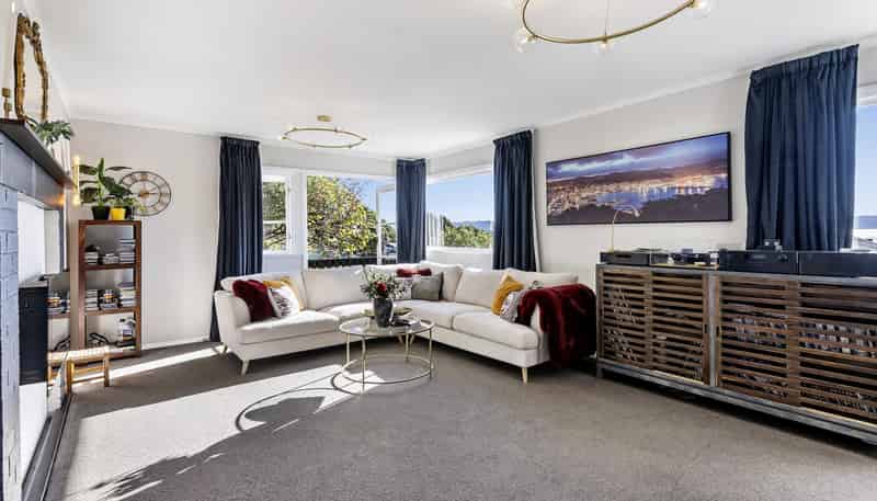 22 Tawa Street, Eastbourne