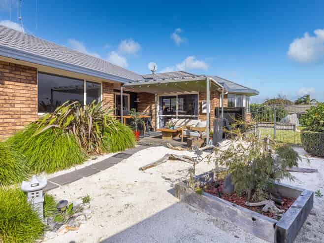 12 Flora Way, Rototuna