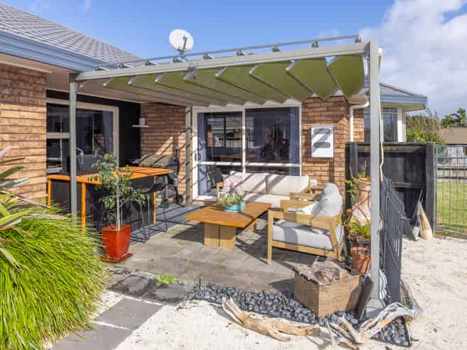 12 Flora Way, Rototuna