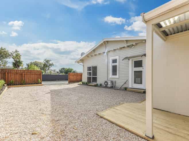 61 Oxford Street, Richmond