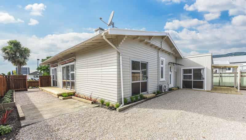 61 Oxford Street, Richmond