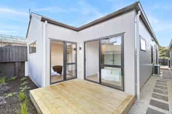 30 Mahinga Kai Road, Orewa