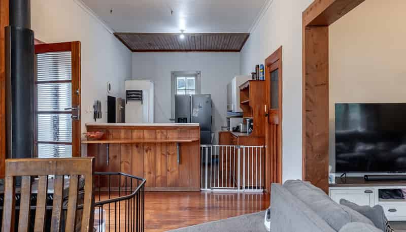 6 Napier Road, TERRACE END