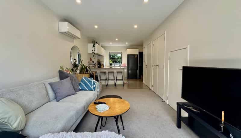 5/8 Valron Road, Te Atatu South