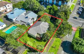 27A Lloyd Avenue, Mount Albert
