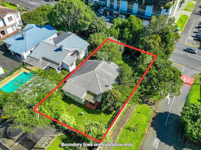 27A Lloyd Avenue, Mount Albert