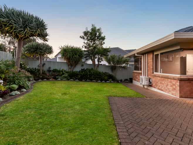 5 Optimist Place, West Harbour