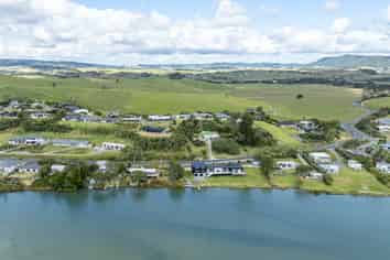 11C Seascape Crescent, Waipu