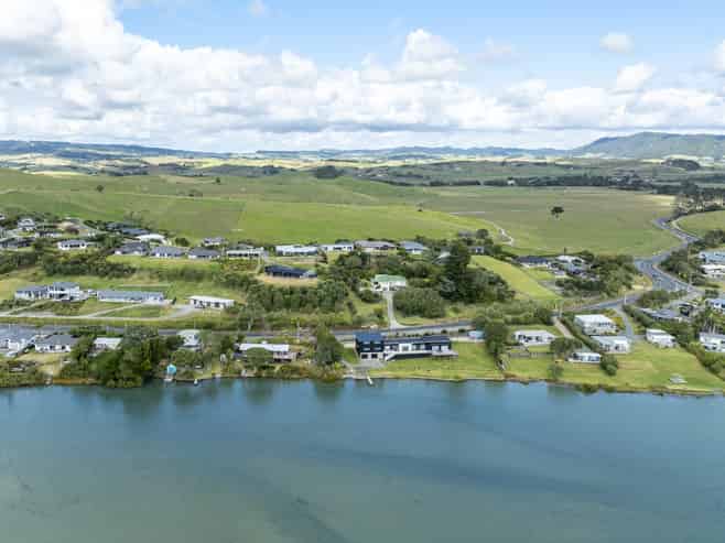 11C Seascape Crescent, Waipu