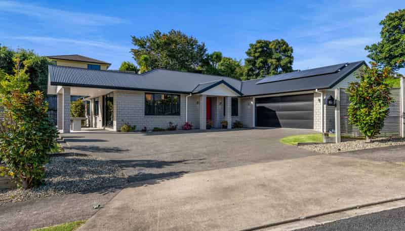 2 Frederick Place, Whalers Gate