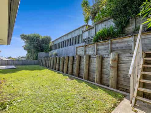 2 Frederick Place, Whalers Gate