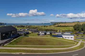54 Discovery Drive, Whitianga