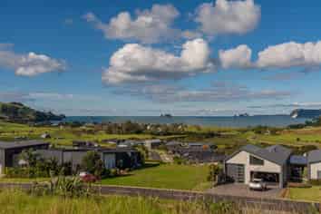 54 Discovery Drive, Whitianga