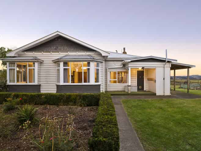 151 Parker Lane, Buckland