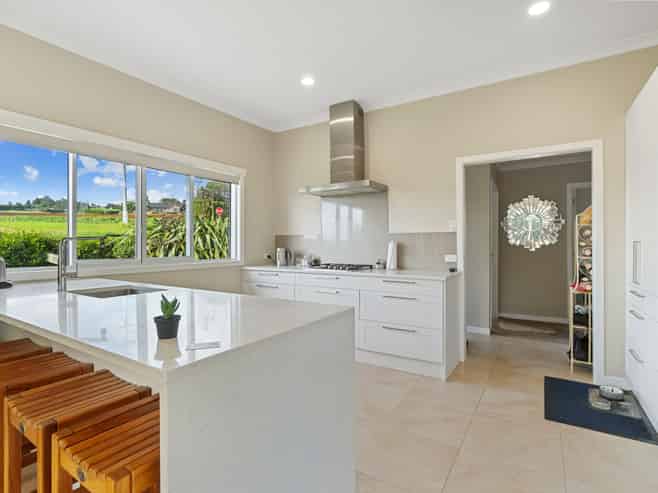 444 Hillview Road, Bombay