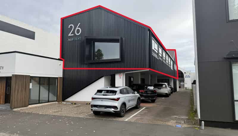 3-4/26 Liverpool Street, Hamilton Central