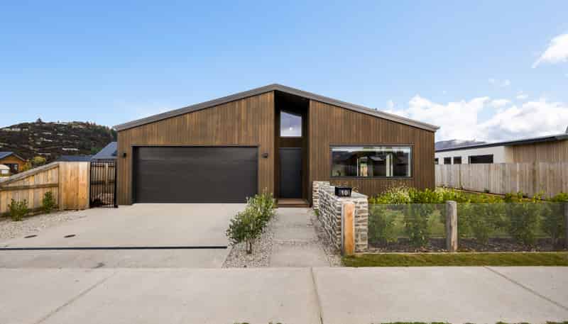 10 Onyx Street, Wanaka