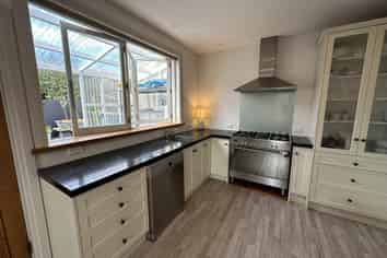 30 Russell Street, Dunedin Central