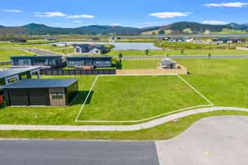 7 Riria Way, Matarangi