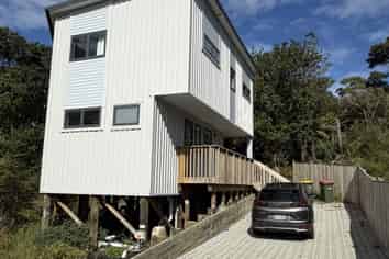 62 Tiri tiri Road, Birkdale