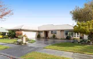 12 Marble Wood Drive, Papanui