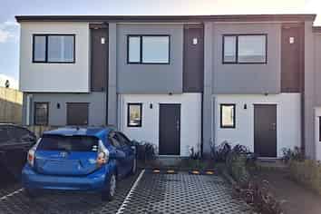 31/241 Don Buck Road, Massey
