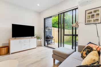 31/241 Don Buck Road, Massey