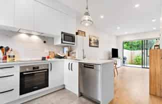 31/241 Don Buck Road, Massey