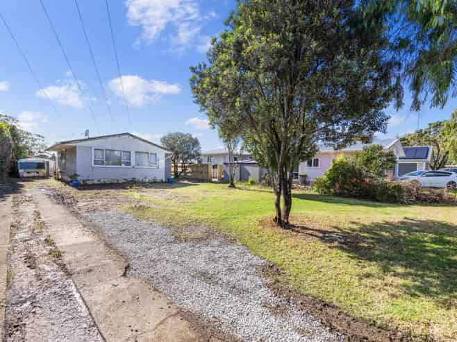 9 Muir Avenue, Mangere Bridge