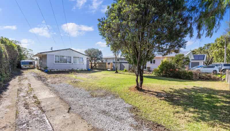9 Muir Avenue, Mangere Bridge