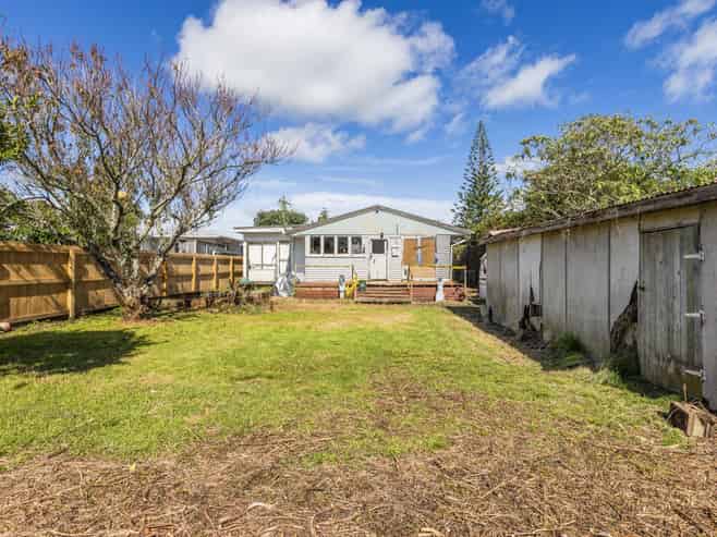 9 Muir Avenue, Mangere Bridge